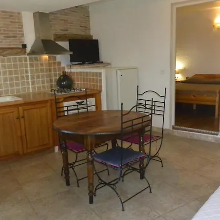 Carole F2 アパート サント・リュシー・ド・ポルト・ヴェッキオ