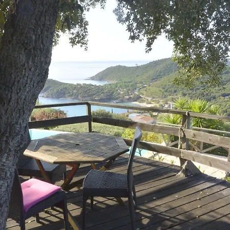 Апартаменты Carole F2 *